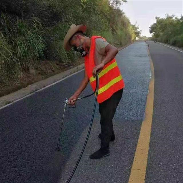 静安 彩色防滑路面的底涂是保障路面附着力